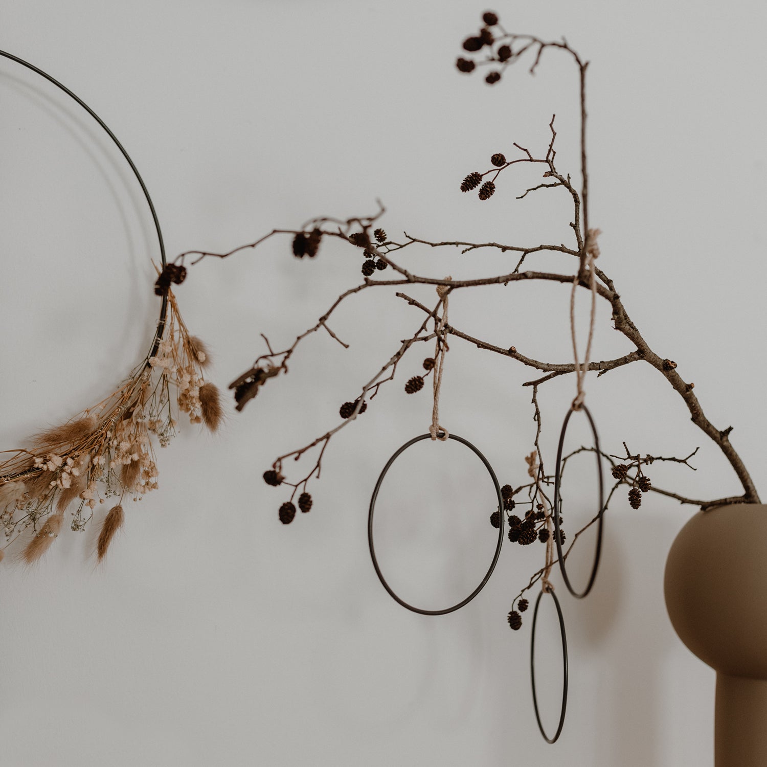 Kersthanger metalen cirkel zwart