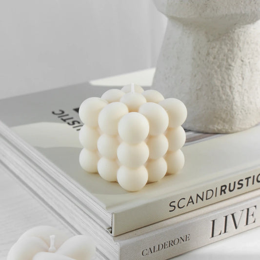 Bubbelkaars creme op boek