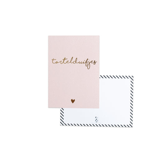 ansichtkaart met tekst tortelduifjes en hartje
