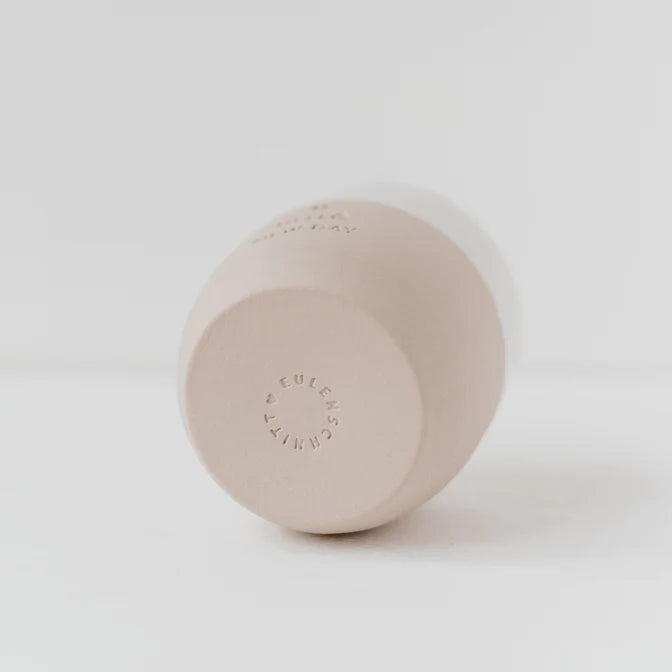 onderkant Mok Eulenschnitt met logo