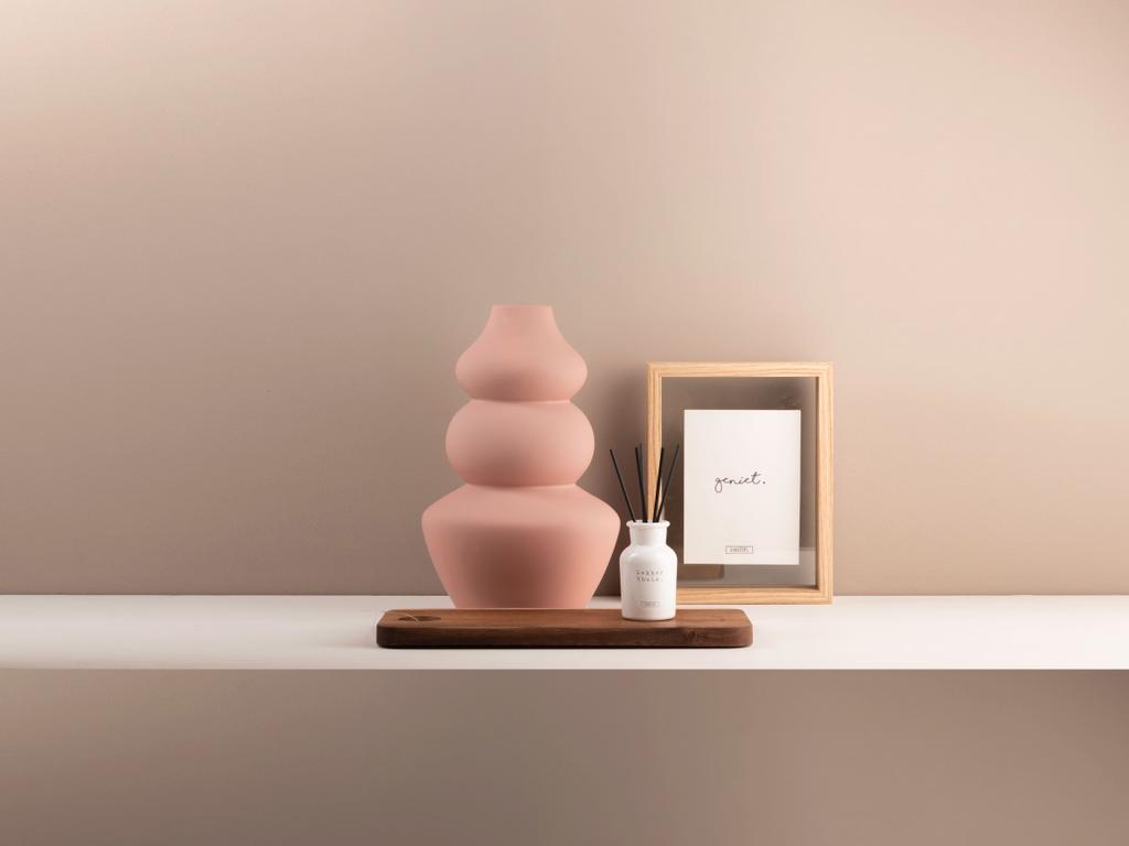 vaas oud roze in interieur